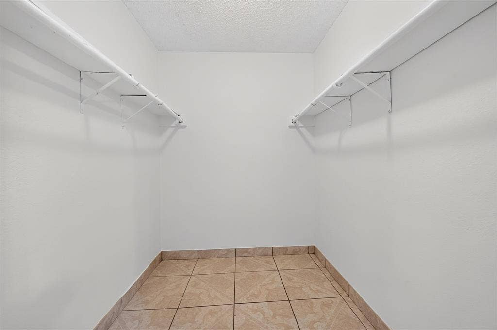923 Moore Street, Cedar Hill, TX 75104