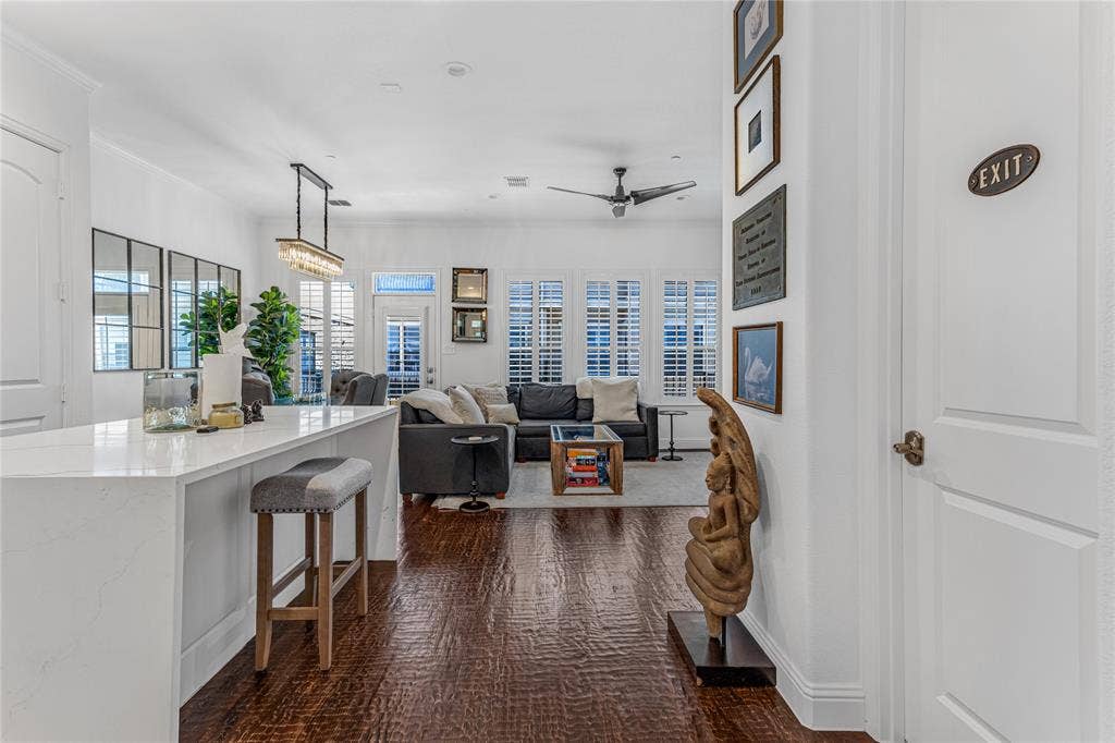 5744 Robbie Road, Plano, TX 75024