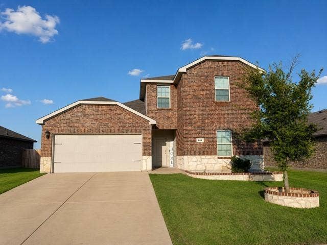 Property photo for 803 Farmstead Way, Royse City, TX