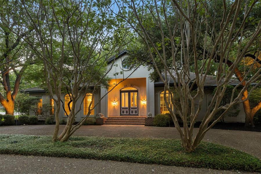 Property photo for 8732 Arbor Park Court, Dallas, TX
