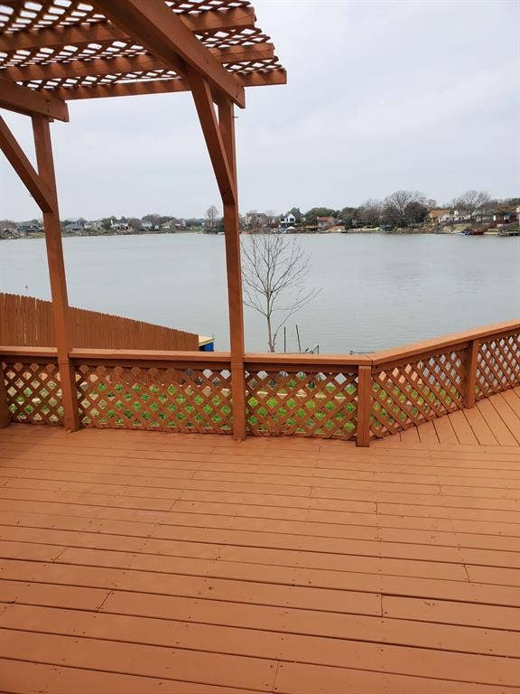 Property photo for 1211 Lakeshore Drive, Irving, TX