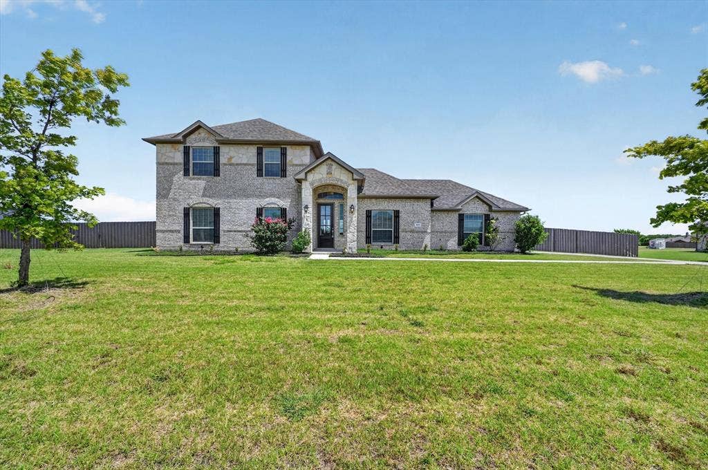 401 Berkeley Drive, Waxahachie, TX 75167 401 Berkeley Drive, Waxahachie, TX 75167