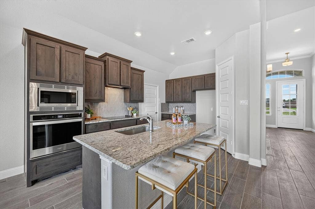 401 Berkeley Drive, Waxahachie, TX 75167 401 Berkeley Drive, Waxahachie, TX 75167