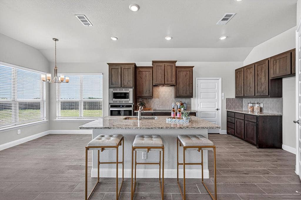 401 Berkeley Drive, Waxahachie, TX 75167 401 Berkeley Drive, Waxahachie, TX 75167