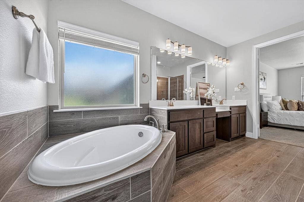401 Berkeley Drive, Waxahachie, TX 75167 401 Berkeley Drive, Waxahachie, TX 75167