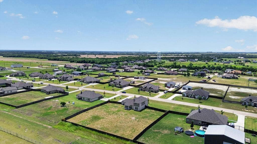 401 Berkeley Drive, Waxahachie, TX 75167 401 Berkeley Drive, Waxahachie, TX 75167