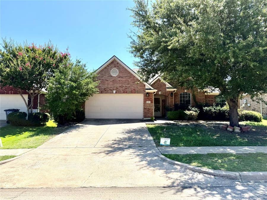 Property photo for 902 Rockton Drive, Wylie, TX