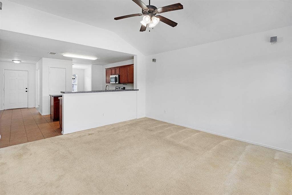 1219 Eagles Nest Trail, Krum, TX 76249