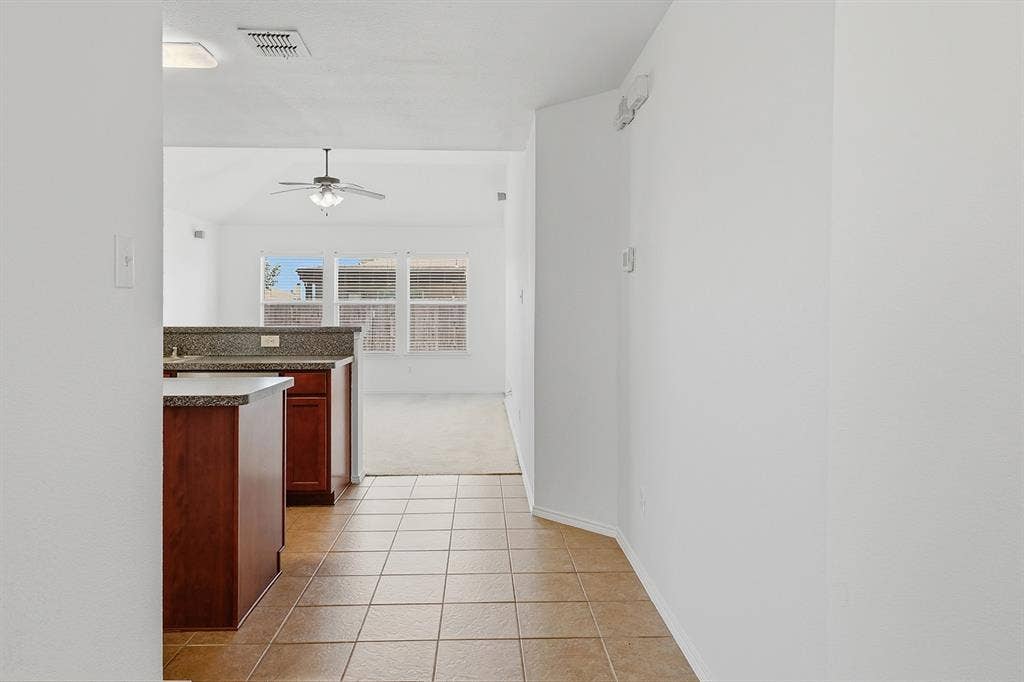 1219 Eagles Nest Trail, Krum, TX 76249