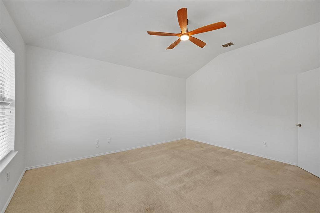 1219 Eagles Nest Trail, Krum, TX 76249