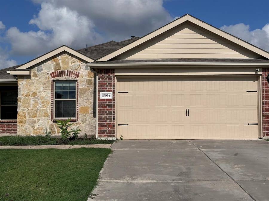 Property photo for 1404 Pampa Grass Drive, Princeton, TX