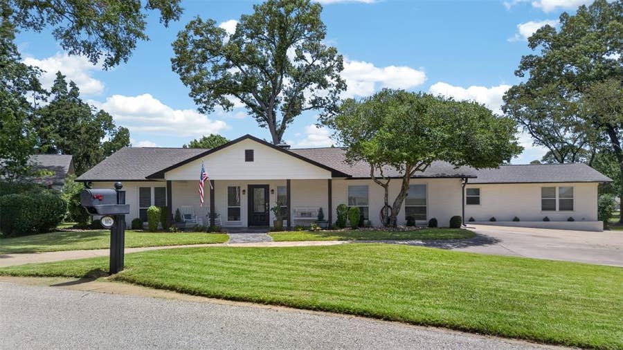 Property photo for 102 Monticello Lane, Bullard, TX