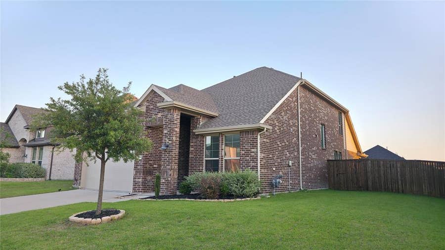 Property photo for 421 Tuscany Drive, Forney, TX