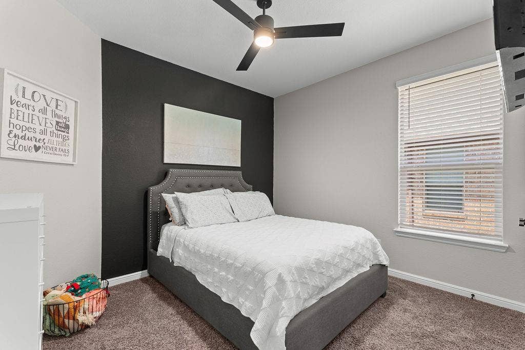 124 Wagon Mound, Waxahachie, TX 75167 124 Wagon Mound, Waxahachie, TX 75167