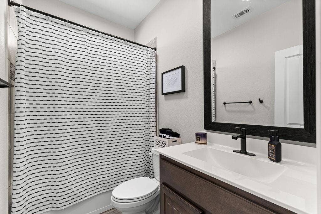 124 Wagon Mound, Waxahachie, TX 75167 124 Wagon Mound, Waxahachie, TX 75167