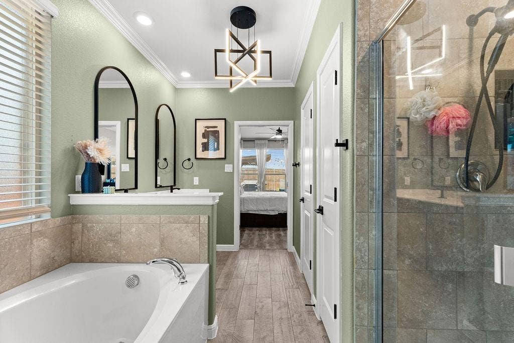 124 Wagon Mound, Waxahachie, TX 75167 124 Wagon Mound, Waxahachie, TX 75167