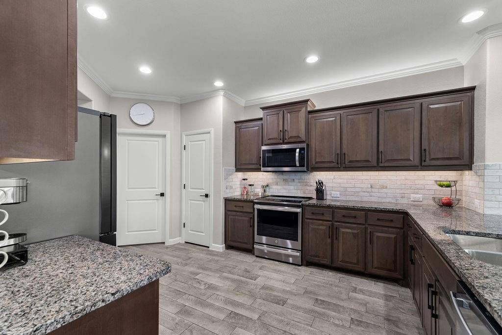 124 Wagon Mound, Waxahachie, TX 75167 124 Wagon Mound, Waxahachie, TX 75167