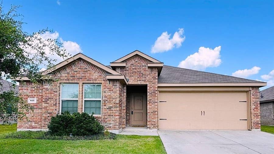 Property photo for 815 Rustic Way, Royse City, TX