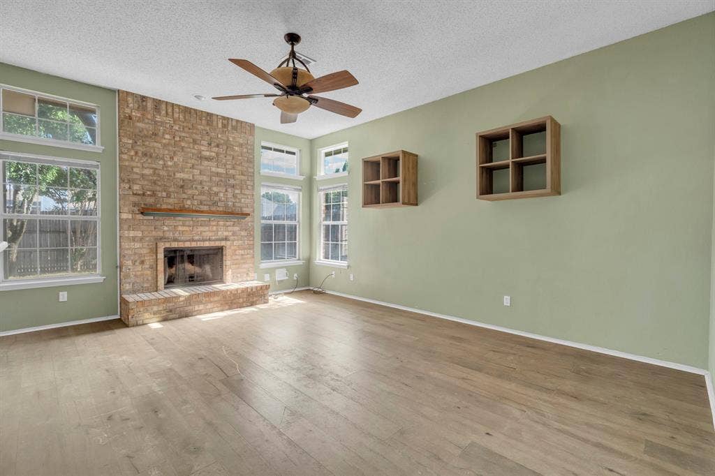 810 Moore Street, Cedar Hill, TX 75104 810 Moore Street, Cedar Hill, TX 75104