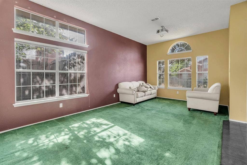 810 Moore Street, Cedar Hill, TX 75104 810 Moore Street, Cedar Hill, TX 75104