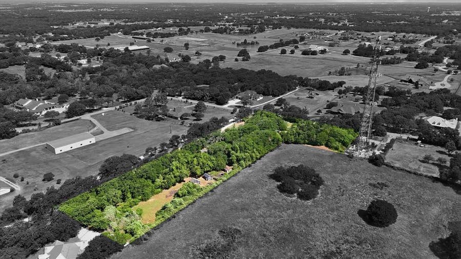 Property photo for 6901 Hawk Road, Flower Mound, TX