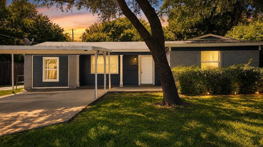 Property photo for 4422 Ridgedale Drive, Mesquite, TX