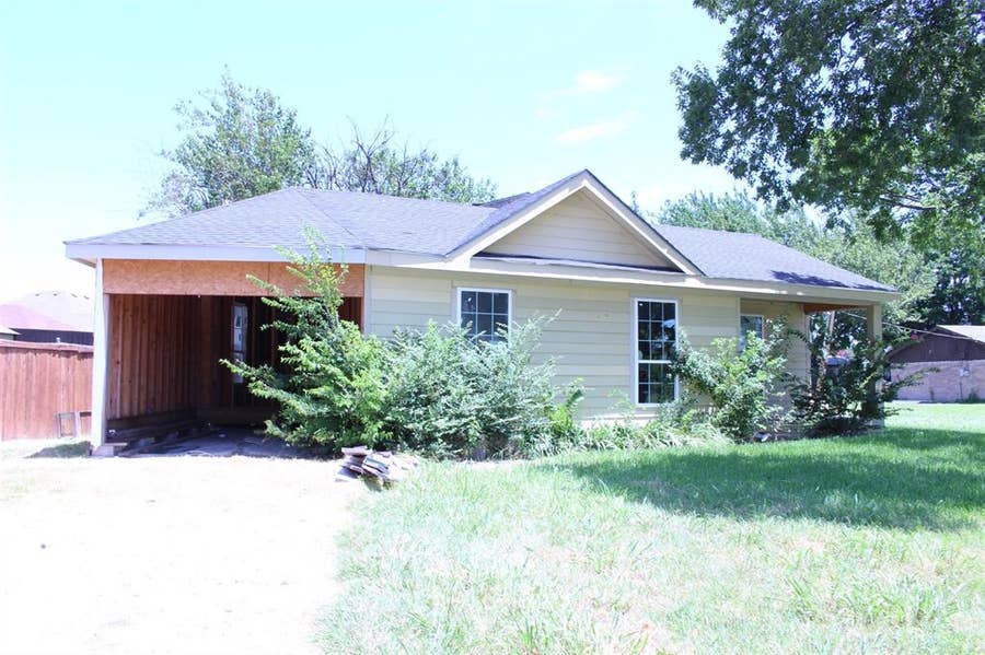 Property photo for 2909 Bobtown Road, Garland, TX