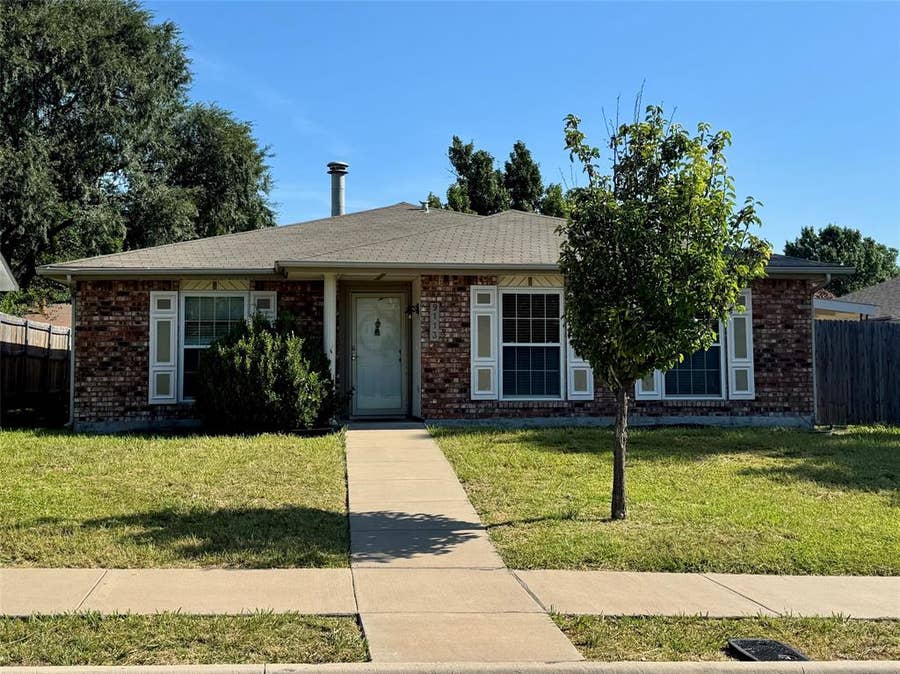 Property photo for 9113 Willowbrook Drive, Rowlett, TX