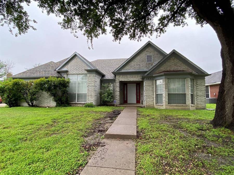 Property photo for 2801 Clearmeadow Drive, Mesquite, TX