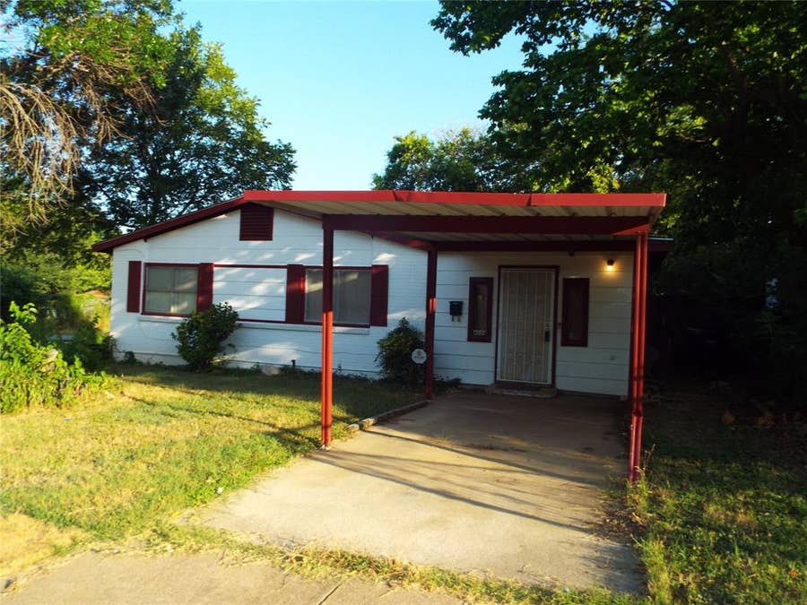 Property photo for 4228 Hardeman Street, Fort Worth, TX