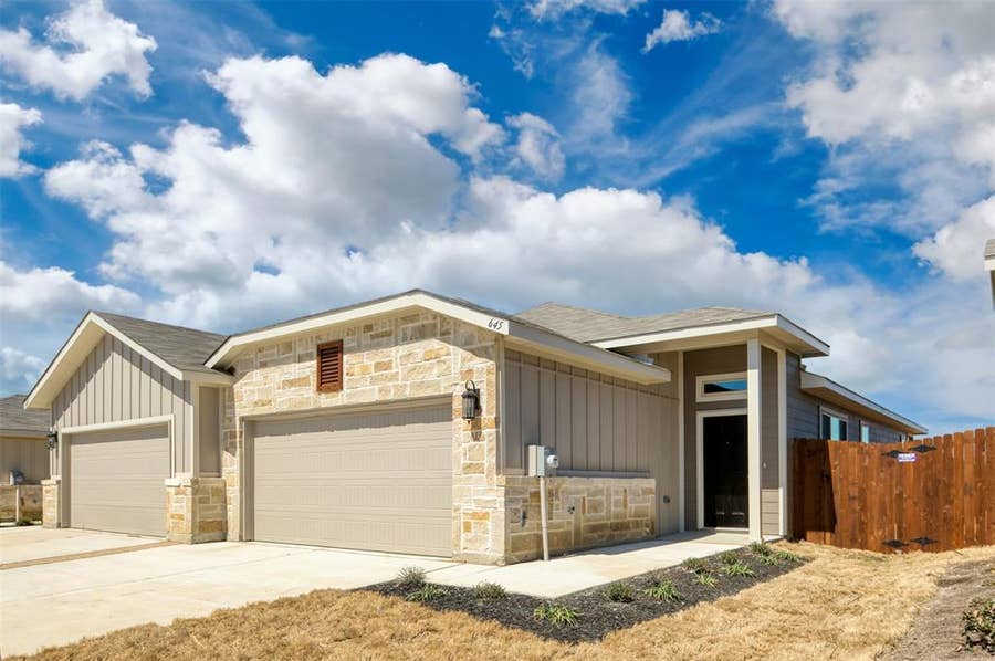 Property photo for 645 Fallow Drive, Venus, TX