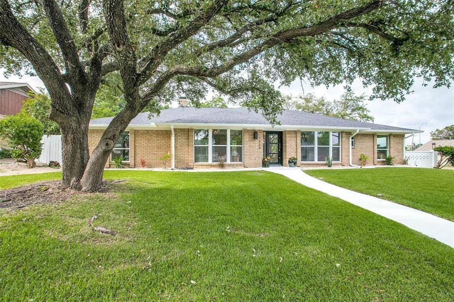 Property photo for 7208 Fernmeadow Drive, Dallas, TX