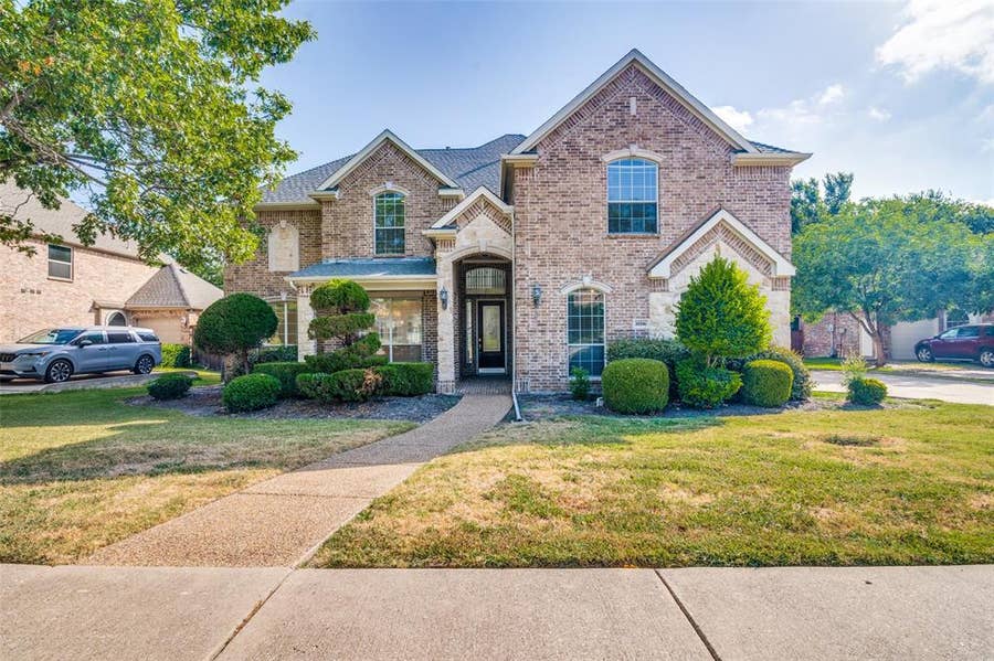 Property photo for 10106 Birdie Court, Rowlett, TX