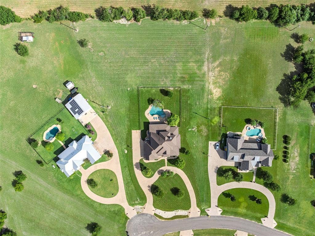 161 Rancho Lorena Drive, Lorena, TX 76655 161 Rancho Lorena Drive, Lorena, TX 76655