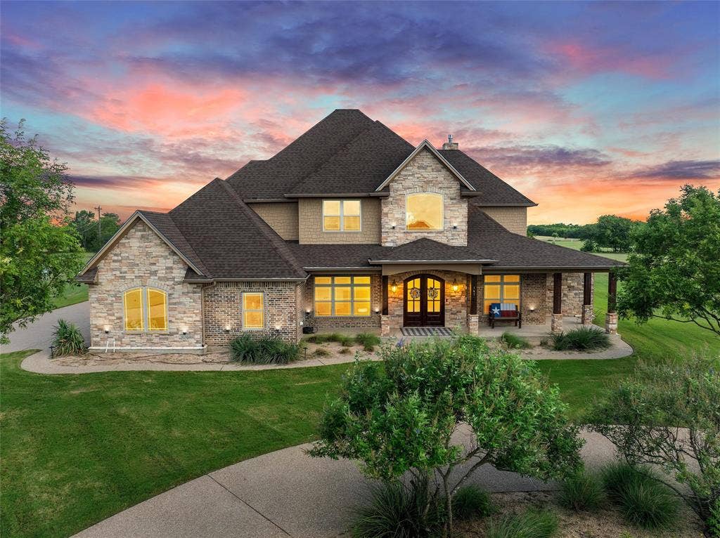 161 Rancho Lorena Drive, Lorena, TX 76655 161 Rancho Lorena Drive, Lorena, TX 76655