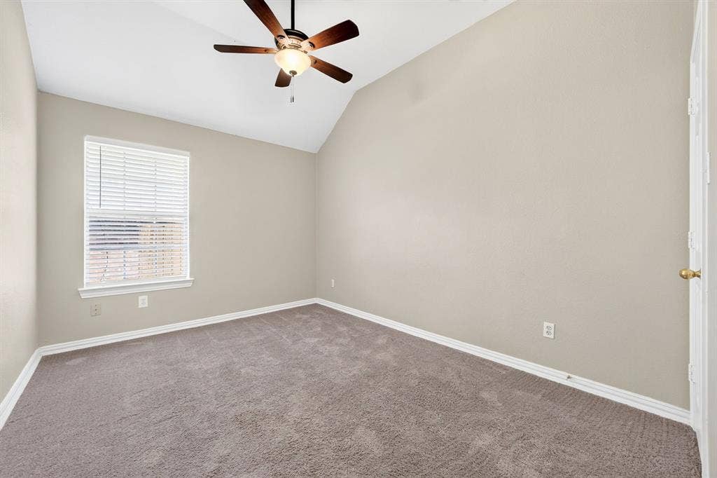 2713 Planetree Drive, Rowlett, TX 75089 2713 Planetree Drive, Rowlett, TX 75089