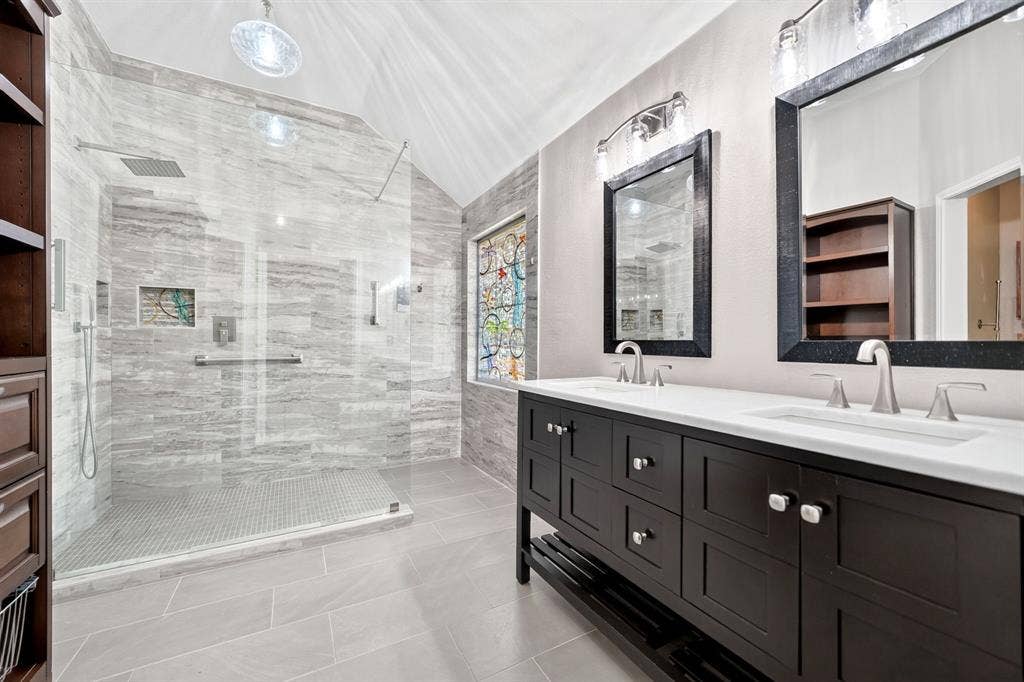 2713 Planetree Drive, Rowlett, TX 75089 2713 Planetree Drive, Rowlett, TX 75089
