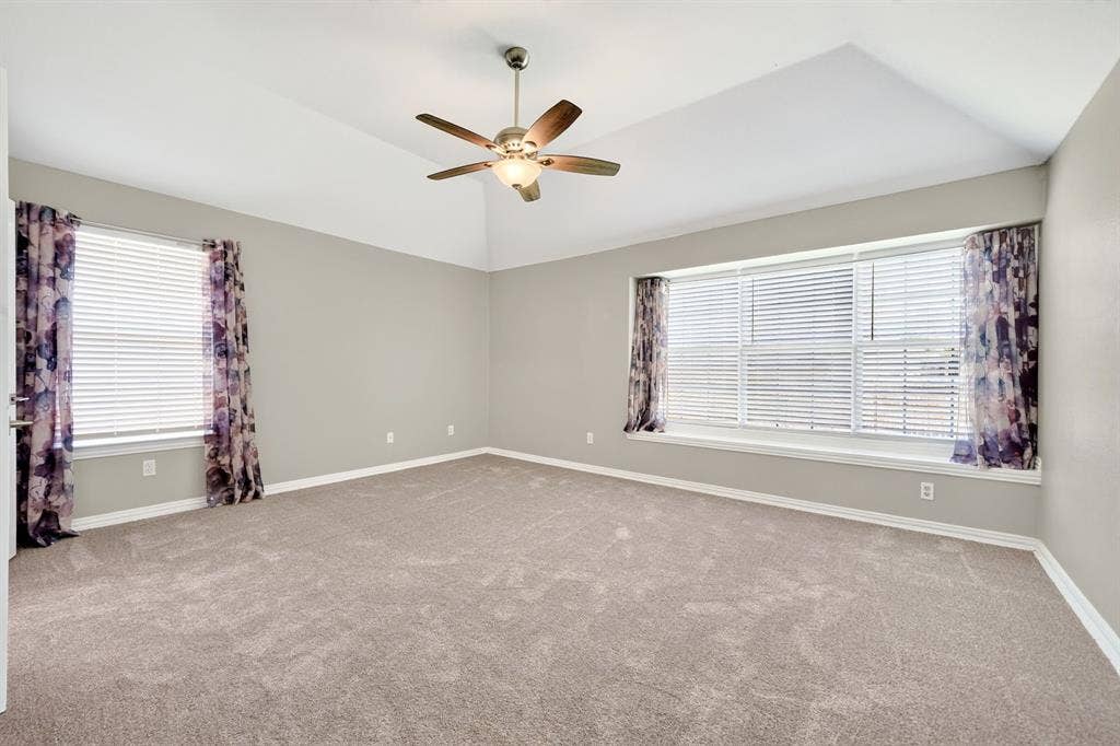 2713 Planetree Drive, Rowlett, TX 75089 2713 Planetree Drive, Rowlett, TX 75089