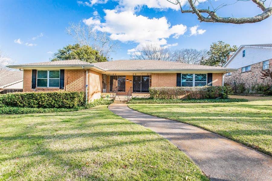 Property photo for 7010 & 7012 Kingsbury Drive, Dallas, TX
