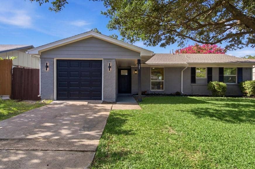 Property photo for 501 Bay Shore Drive, Garland, TX