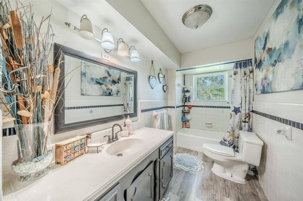2233 Westfield Street, Grand Prairie, TX 75050 2233 Westfield Street, Grand Prairie, TX 75050