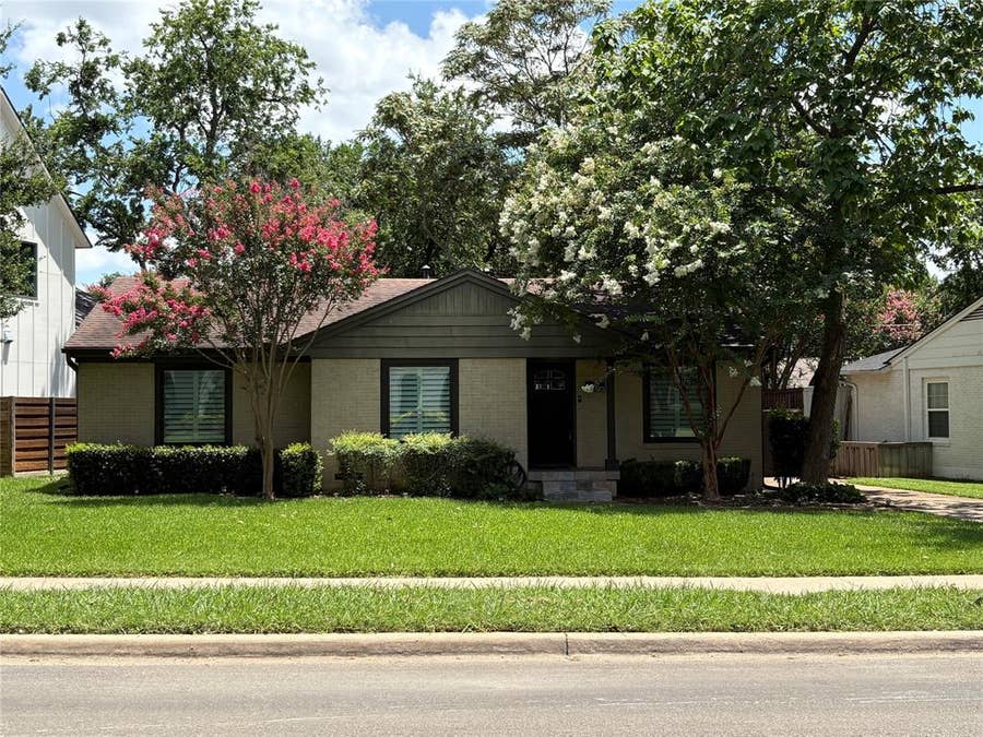 Property photo for 4120 Saranac Drive, Dallas, TX