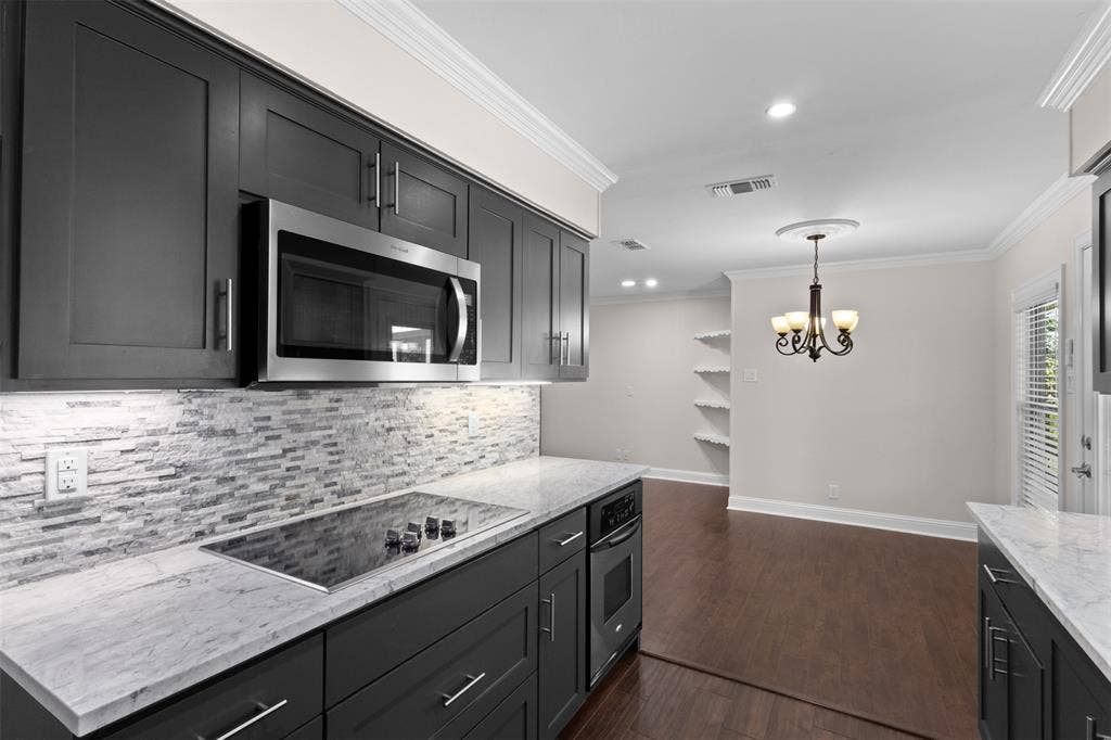 2441 Miller Street, Grand Prairie, TX 75051 2441 Miller Street, Grand Prairie, TX 75051