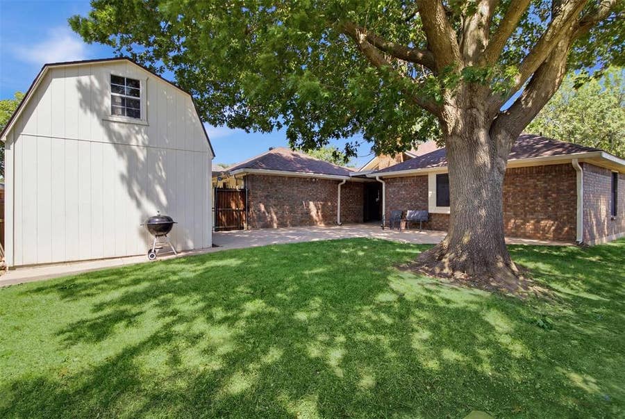 Property photo for 2701 Beau Drive, Mesquite, TX