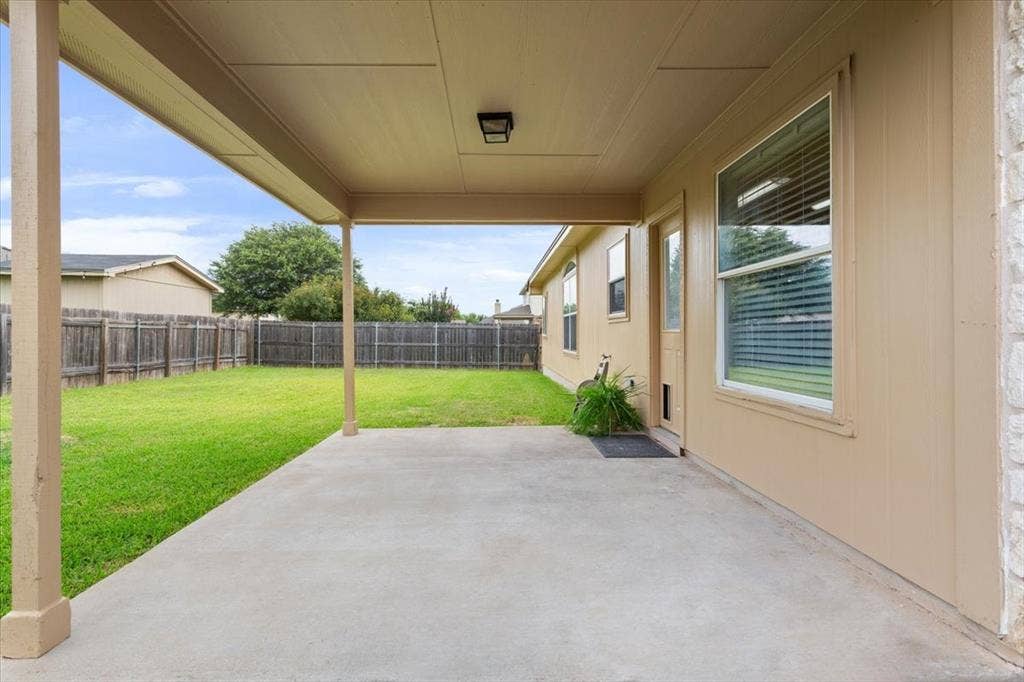 6537 Mundo Drive, Waco, TX 76712 6537 Mundo Drive, Waco, TX 76712