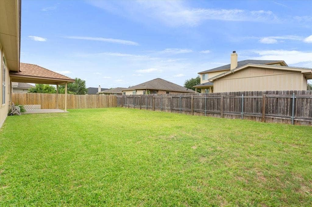 6537 Mundo Drive, Waco, TX 76712 6537 Mundo Drive, Waco, TX 76712