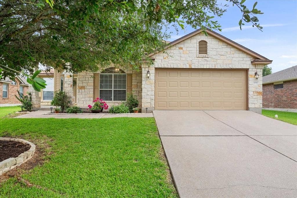 6537 Mundo Drive, Waco, TX 76712 6537 Mundo Drive, Waco, TX 76712