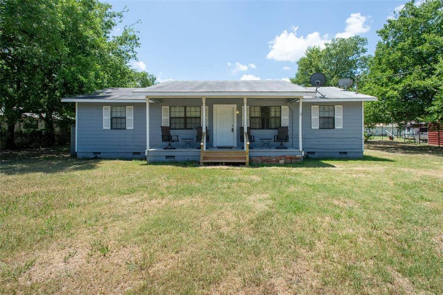 Property photo for 8400 Lady Bird, Kemp, TX
