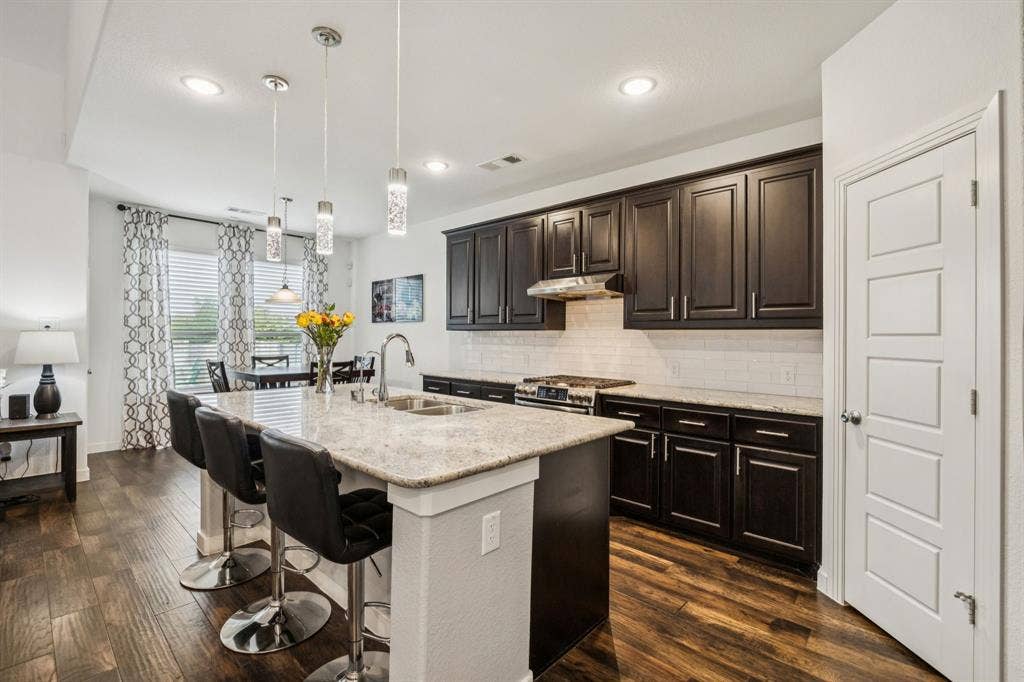 Center island with room for bar stools.