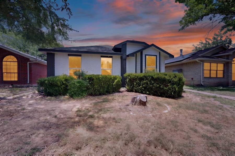 Property photo for 2607 Winter Oak Street, Dallas, TX
